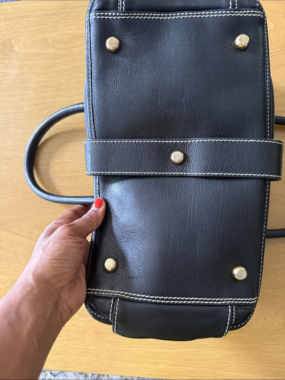 Vintage Marc Jacobs Black Leather Satchel with Gold Hardware - Picture 5 of 6